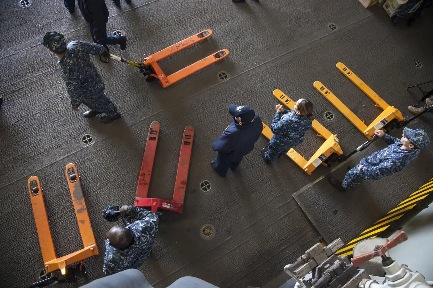 hangar-pallet-jacks.jpg